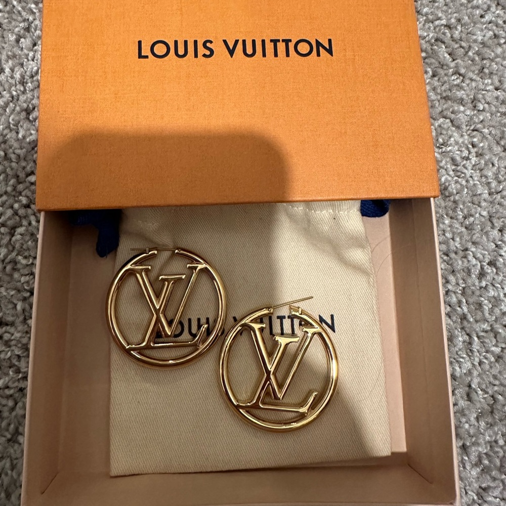 Louis Vuitton Louise Hoop GM Earrings